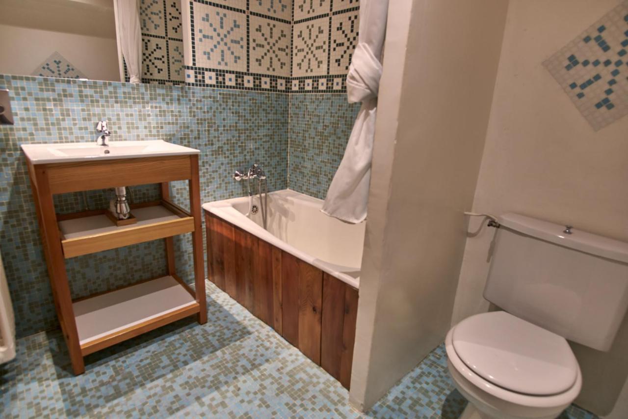 Les Lores Hotel